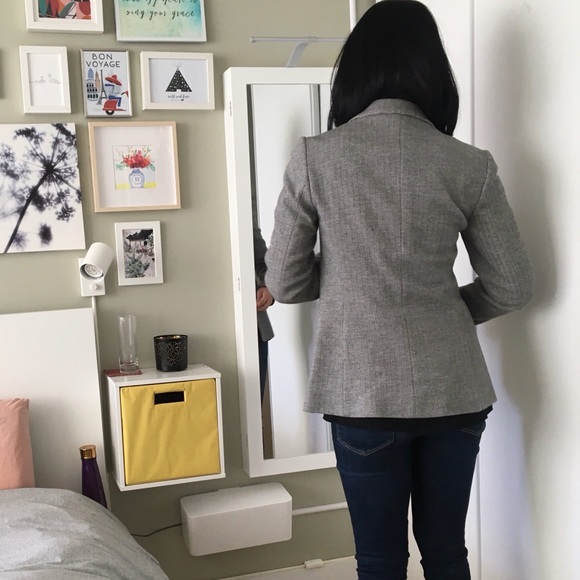 (SOLD) Massimo Dutti Herringbone Blazer - Picture 3 of 9